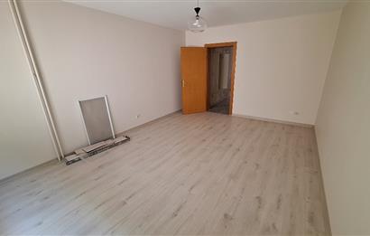 ZEKERİYAKÖY'DE DOĞANIN İÇİNDE ULTRA GENİŞ KİRALIK MÜSTAKİL EV - KONAK