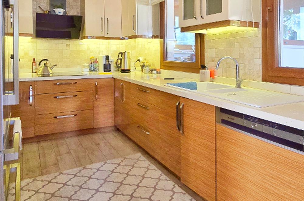 Satılık Villa Datça Reşadiye Dubleks 4+1 bahçe kullanımlı 260m²