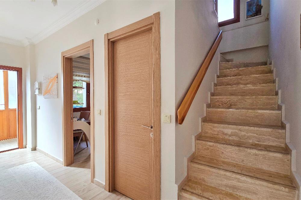 Satılık Villa Datça Reşadiye Dubleks 4+1 bahçe kullanımlı 260m²