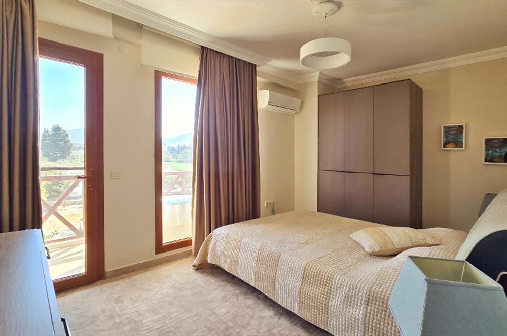 Satılık Villa Datça Reşadiye Dubleks 4+1 bahçe kullanımlı 260m²