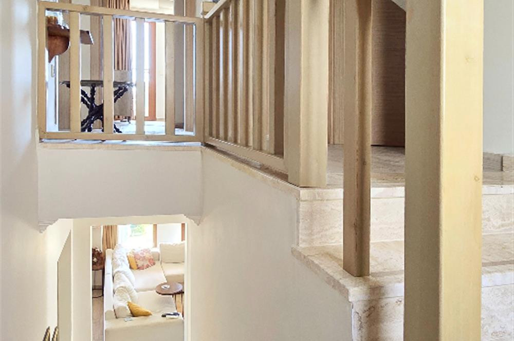 Satılık Villa Datça Reşadiye Dubleks 4+1 bahçe kullanımlı 260m²