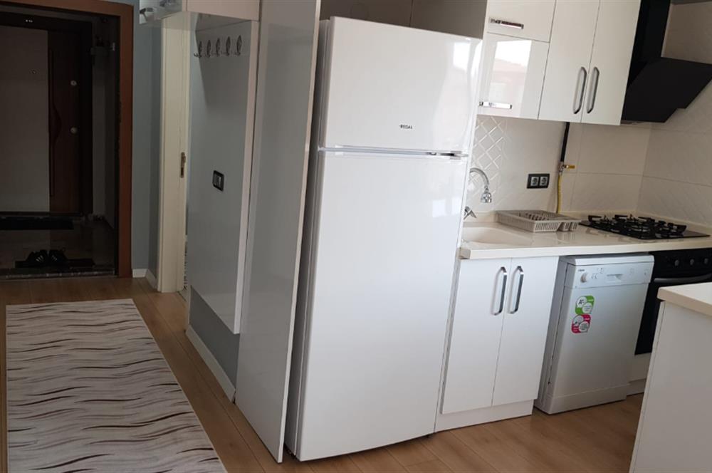 Century21 Bal' dan Bahçelievler'de Eşyalı 1+1 Kiralık Daire