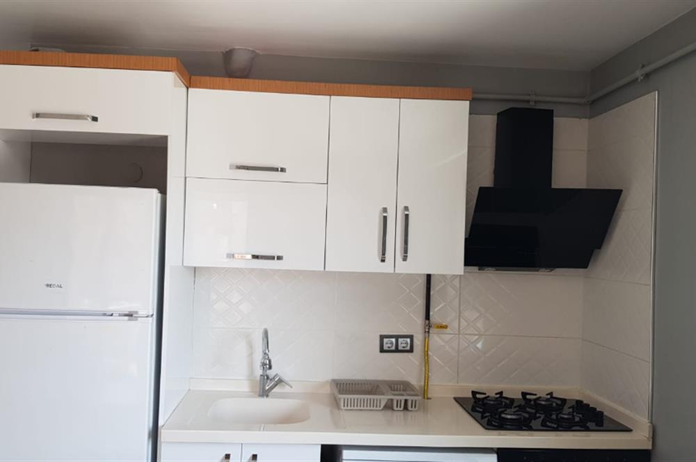 Century21 Bal' dan Bahçelievler'de Eşyalı 1+1 Kiralık Daire