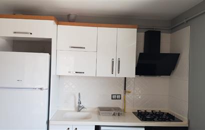 Century21 Bal' dan Bahçelievler'de Eşyalı 1+1 Kiralık Daire