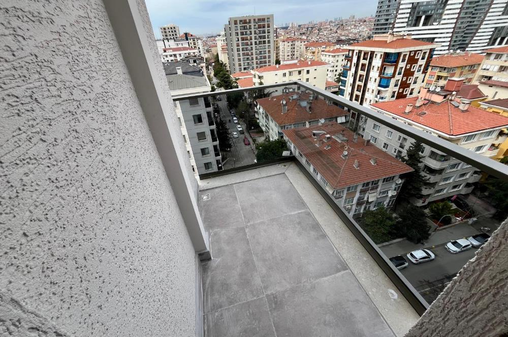 ZİVERBEY'DE PANORAMİK İSTANBUL MANZARALI 130 M2 3+1 LÜX DAİRE