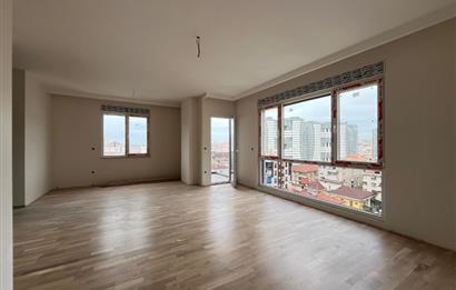 ZİVERBEY'DE PANORAMİK İSTANBUL MANZARALI 130 M2 3+1 LÜX DAİRE