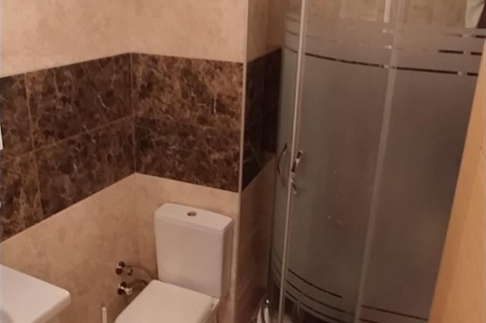 NAUTİLUS AVM KARŞISINDA, MARMARAY VE METRO DURAĞININ DİBİNDE...