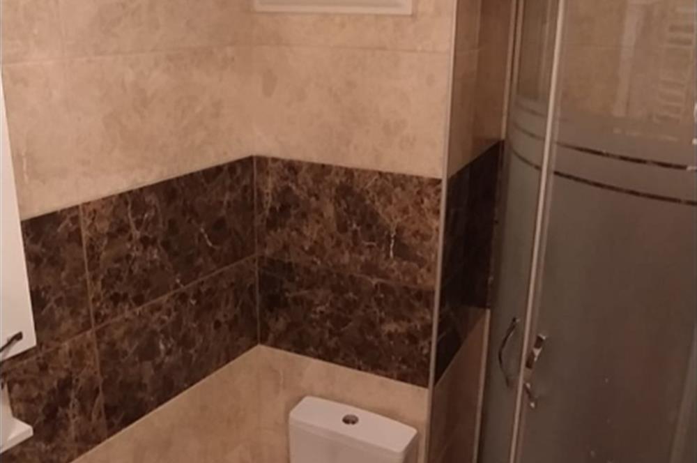 NAUTİLUS AVM KARŞISINDA, MARMARAY VE METRO DURAĞININ DİBİNDE...