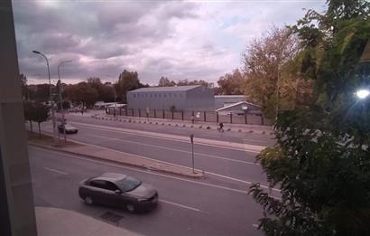 NAUTİLUS AVM KARŞISINDA, MARMARAY VE METRO DURAĞININ DİBİNDE...