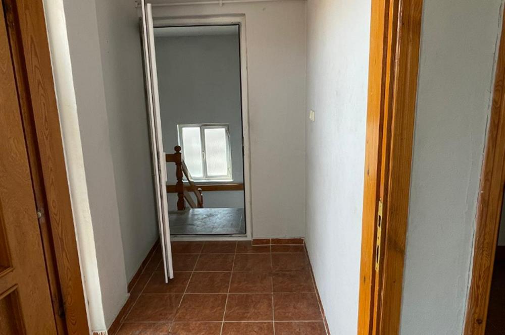 C21 İz Gayrimenkul – Efe Ökden’den Kiralık 1+1 Daire