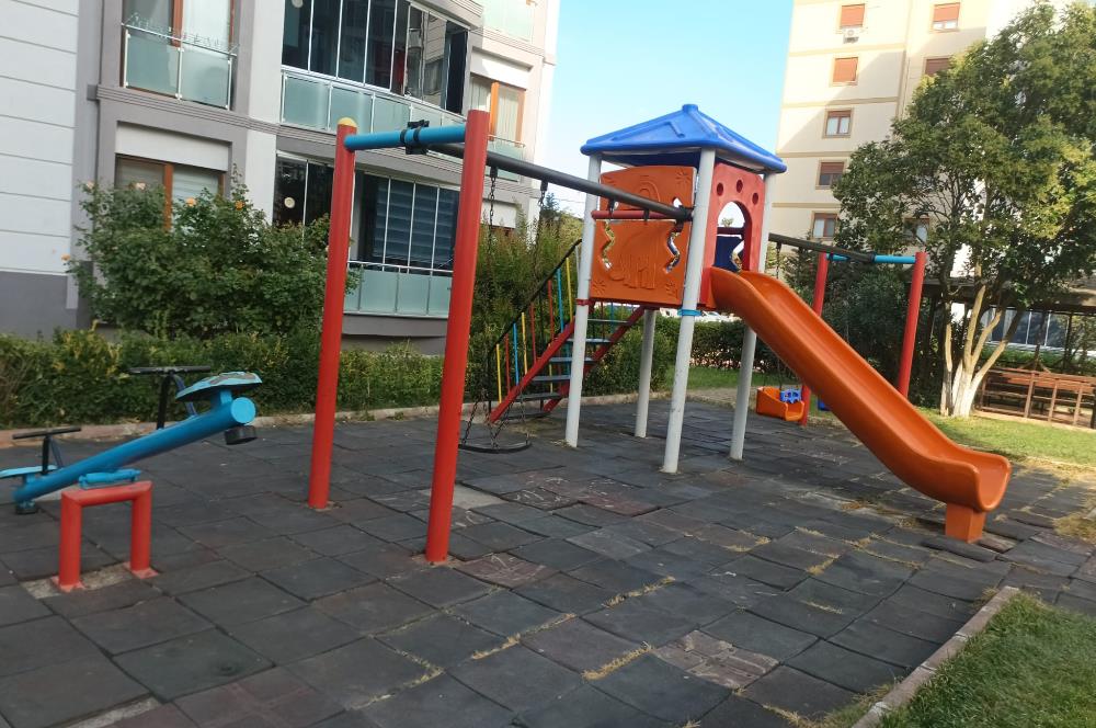 SABİHA GÖKÇEN SİTESİNDE SATILIK 2+1 DAİRE