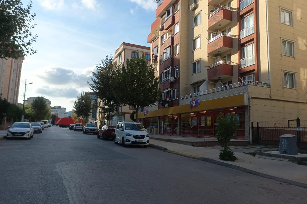 SABİHA GÖKÇEN SİTESİNDE SATILIK 2+1 DAİRE