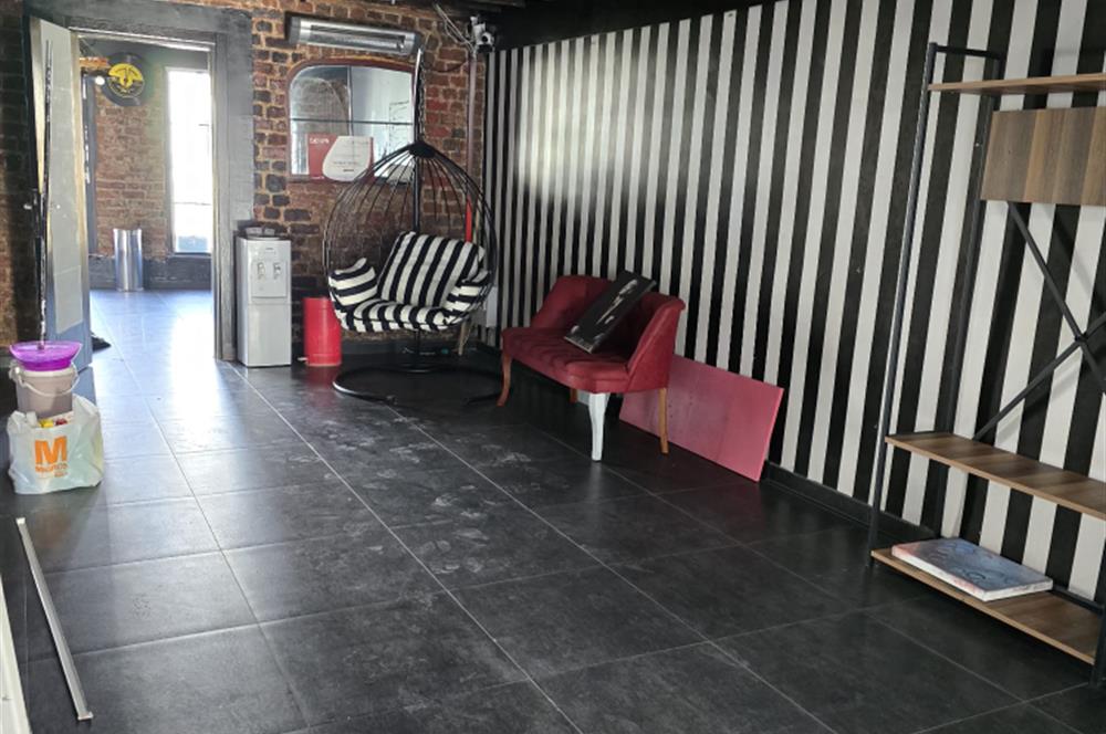 İstiklal Caddesi, Galatasaray Lisesi Yakınında Kiralık Ofis 1+1