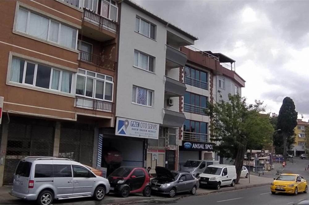 NAUTİLUS AVM KARŞISINDA, MARMARAY VE METRO DURAĞININ DİBİNDE...