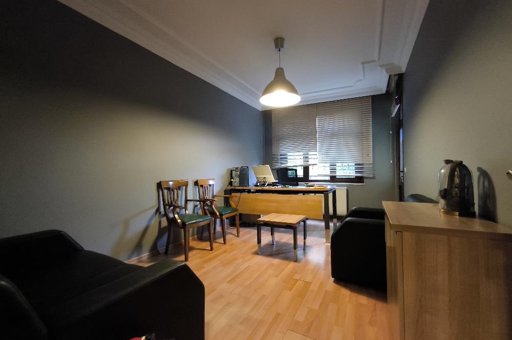 KOŞUYOLUNDA DAİRE TİPİ 3+1 OFİS / BÜRO