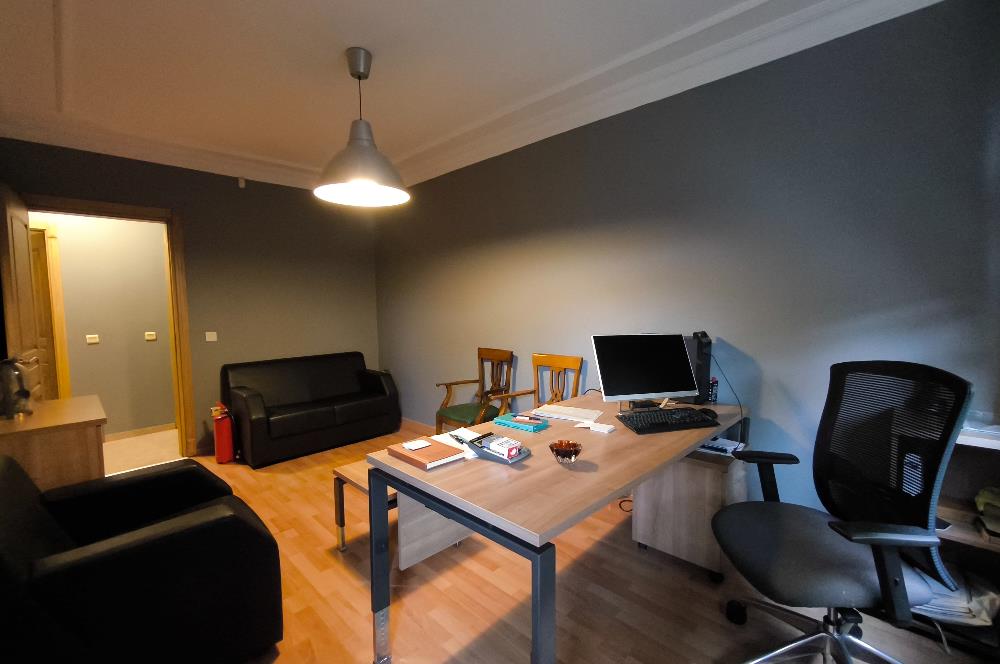 KOŞUYOLUNDA DAİRE TİPİ 3+1 OFİS / BÜRO