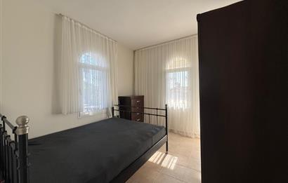 Çeşme Deniz Obası Sitesi'nde Satılık 2+1 Bahçeli Dubleks Villa