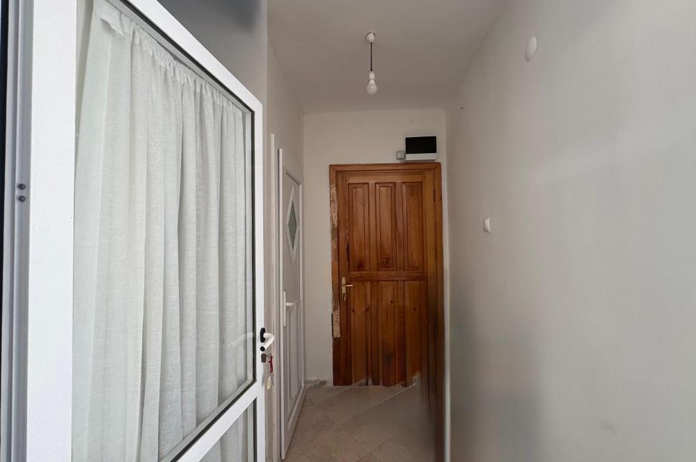 Çeşme Deniz Obası Sitesi'nde Satılık 2+1 Bahçeli Dubleks Villa