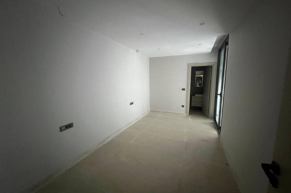 Boğaziçi Adabükü Deniz Manzaralı 5+2 Lüks Villa
