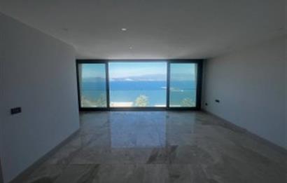 Boğaziçi Adabükü Deniz Manzaralı 5+2 Lüks Villa