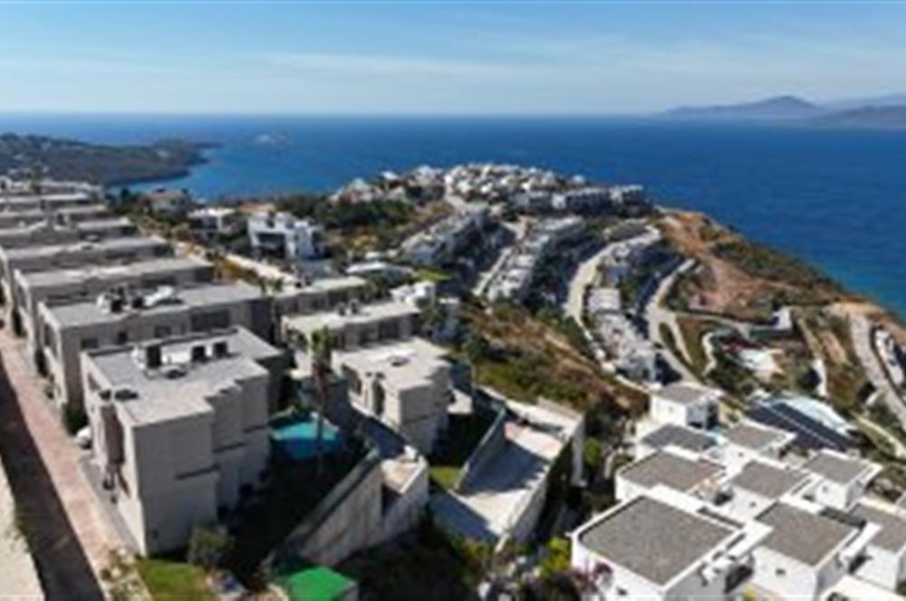 Boğaziçi Adabükü Deniz Manzaralı 5+2 Lüks Villa