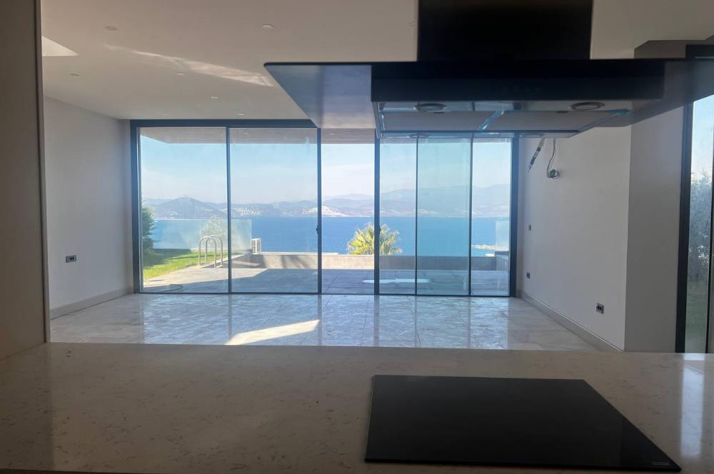 Boğaziçi Adabükü Deniz Manzaralı 5+2 Lüks Villa