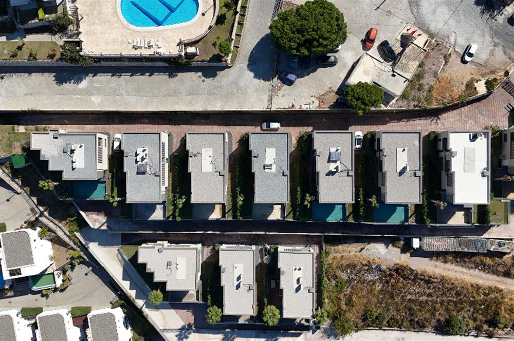 Boğaziçi Adabükü Deniz Manzaralı 5+2 Lüks Villa