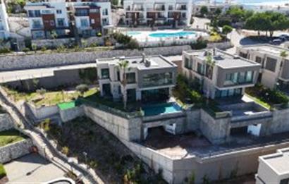 Boğaziçi Adabükü Deniz Manzaralı 5+2 Lüks Villa
