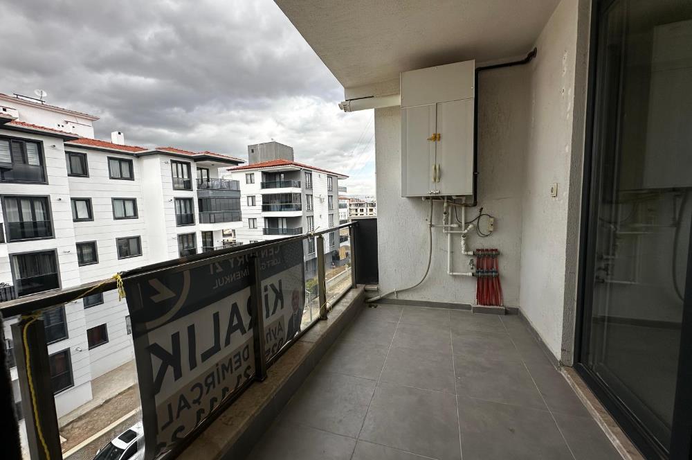 YENİŞAFAK'TA 2+1 KİRALIK DAİRE