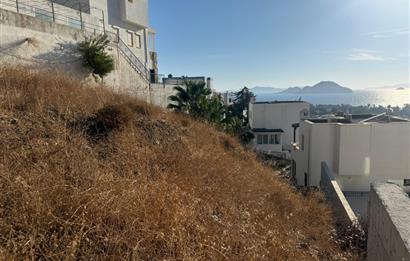 Bodrum Peksimet'de Satılık Deniz Manzaralı İmarlı Arsa