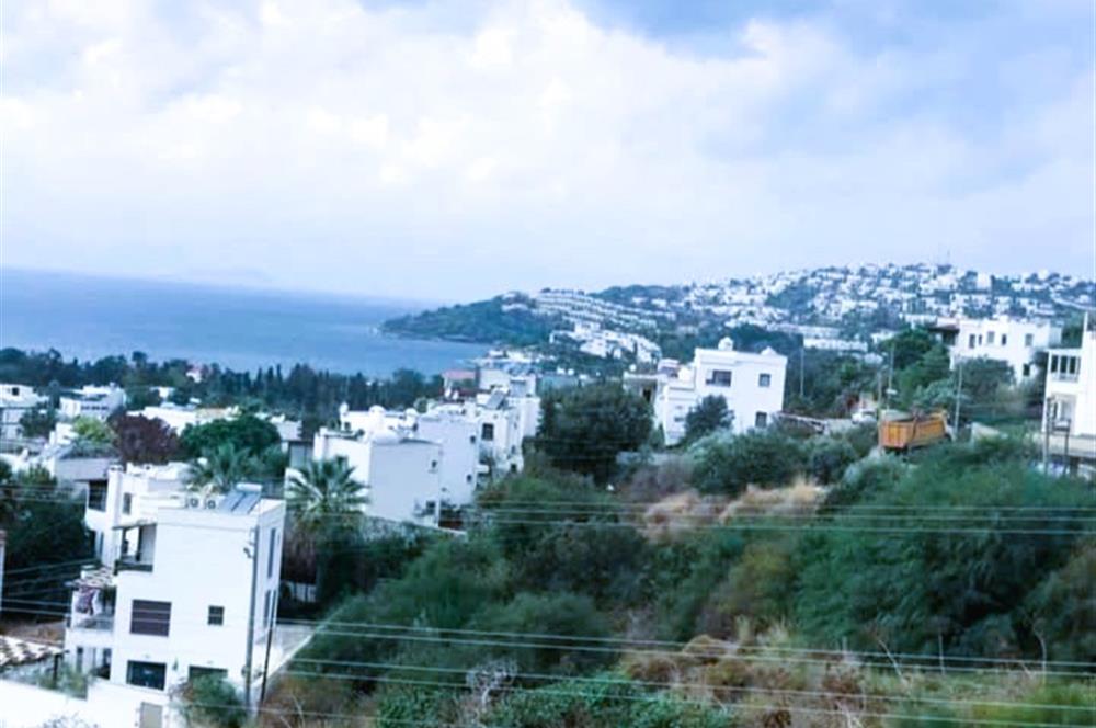 Bodrum Peksimet'de Satılık Deniz Manzaralı İmarlı Arsa