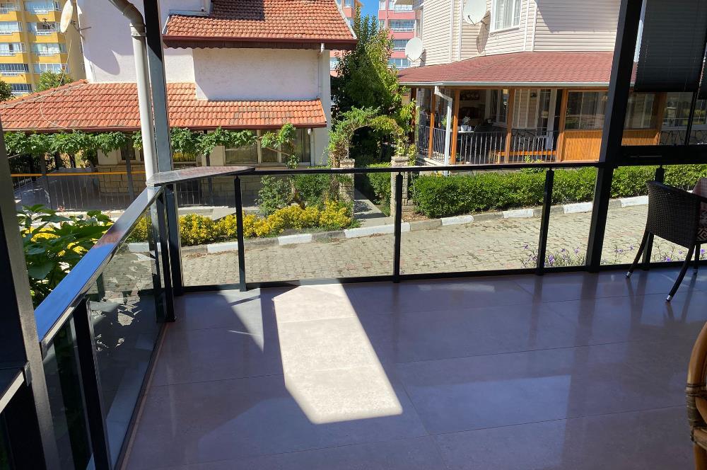 YALOVA ARMUTLU HAVACILAR SİTESİ UTES'İN EN GÜZEL KONUMLU VİLLASI