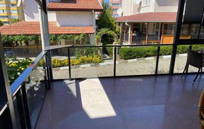YALOVA ARMUTLU HAVACILAR SİTESİ UTES'İN EN GÜZEL KONUMLU VİLLASI