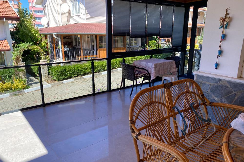 YALOVA ARMUTLU HAVACILAR SİTESİ UTES'İN EN GÜZEL KONUMLU VİLLASI