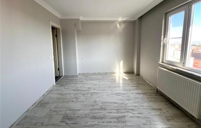 C21 BAL'DAN YILDIZ MAH. EBEVEYN BANYOLU 2+1 KİRALIK DAİRE