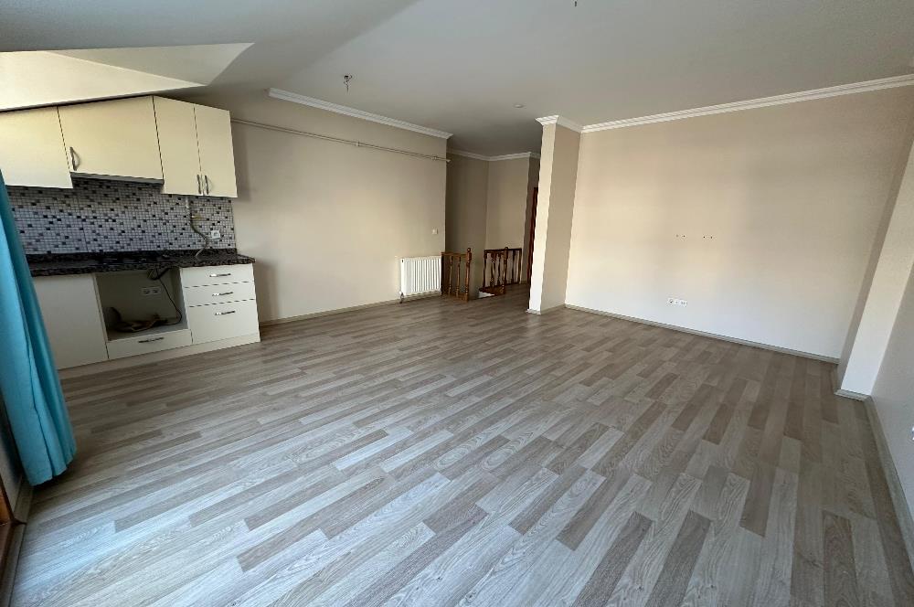 GENİŞ KULLANIM ALANLI KAPALI OTOPARKLI DUBLEKS DAİRE