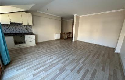 GENİŞ KULLANIM ALANLI KAPALI OTOPARKLI DUBLEKS DAİRE