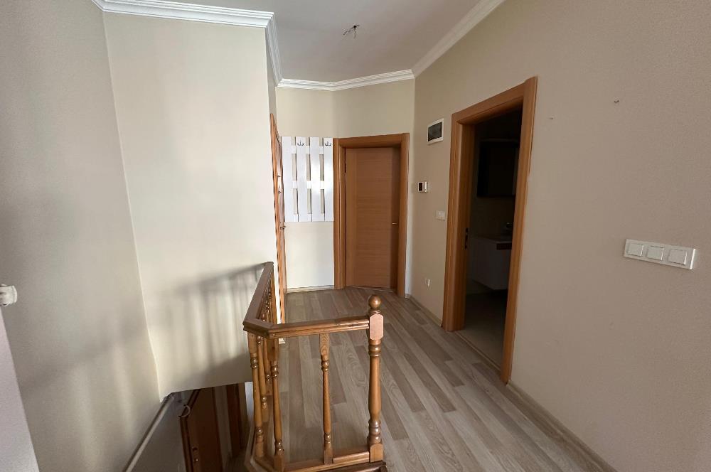 GENİŞ KULLANIM ALANLI KAPALI OTOPARKLI DUBLEKS DAİRE
