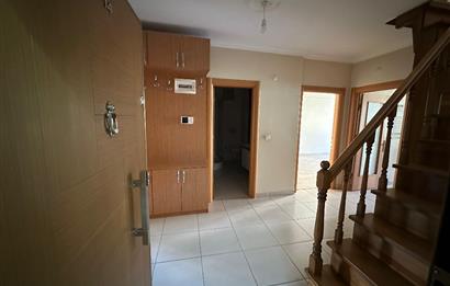 GENİŞ KULLANIM ALANLI KAPALI OTOPARKLI DUBLEKS DAİRE