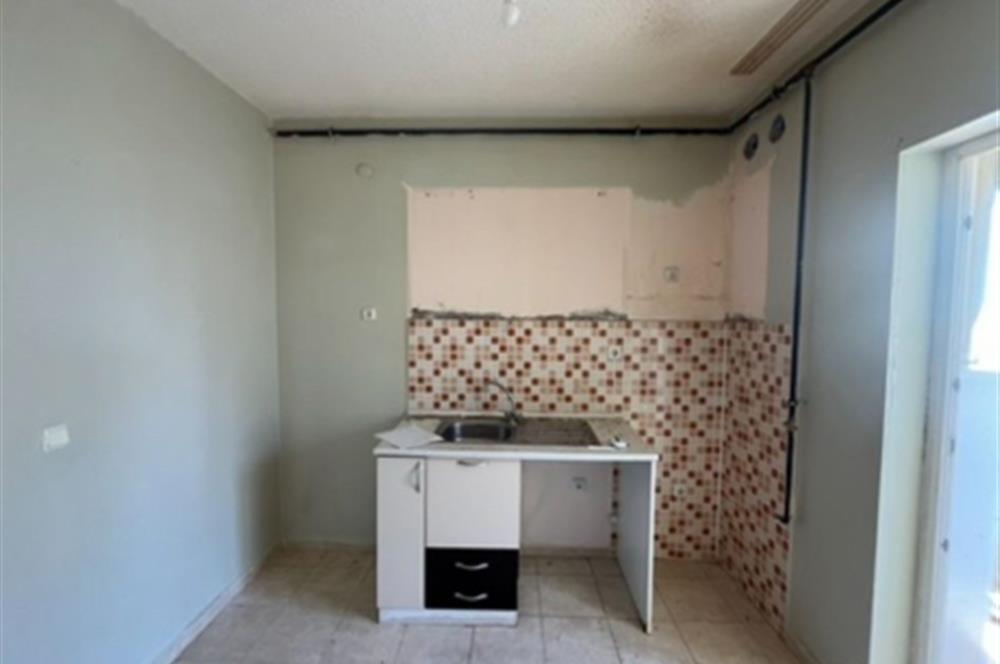 ERDEMLİ SORGUN MAHALLESİ GÜCÜŞ KERSORTU MEVKİİ SATILIK TARLA