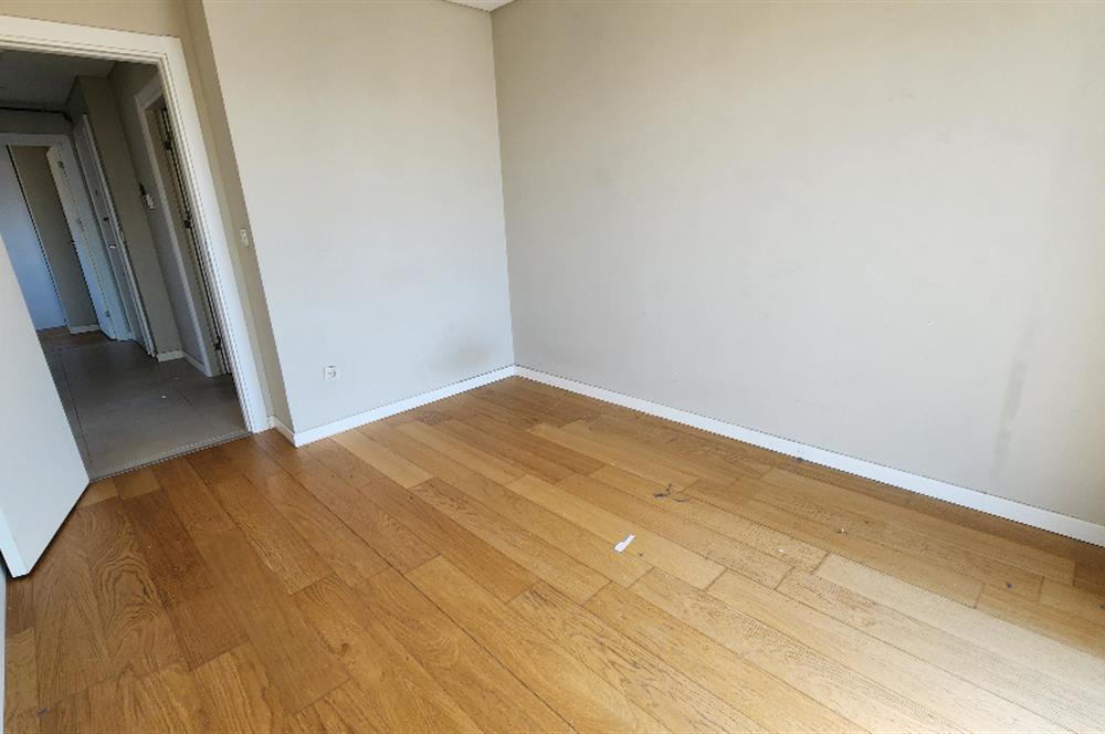 ŞENESENEVLER GÜVENLİKLİ DENİZ MANZARALI YENİ SİTEDE 2+1 90 m2