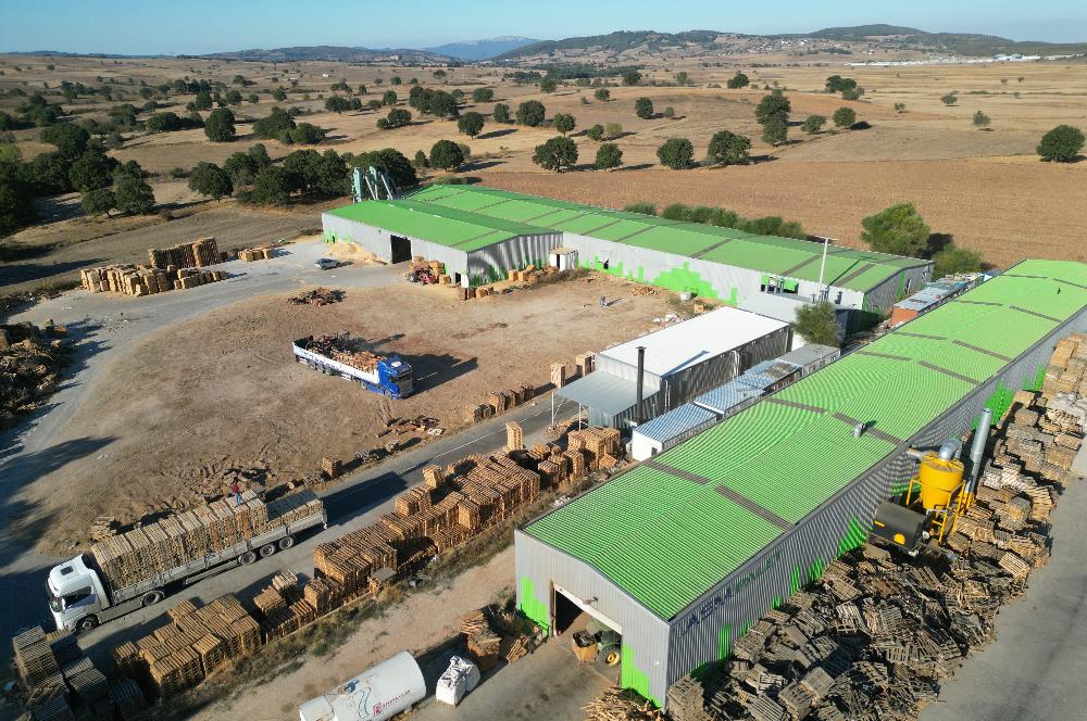 C21 BAL'DAN 21.734 M2 ARSA// 4025 m2 KAPALI ALANI OLAN SATILIK FABRİKA