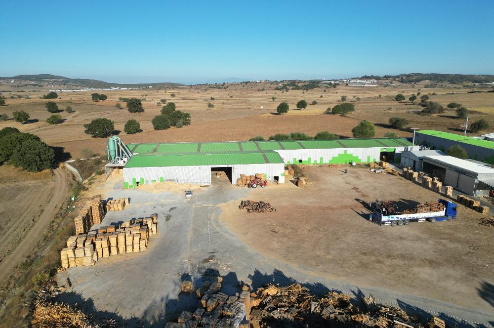 C21 BAL'DAN 21.734 M2 ARSA// 4025 m2 KAPALI ALANI OLAN SATILIK FABRİKA
