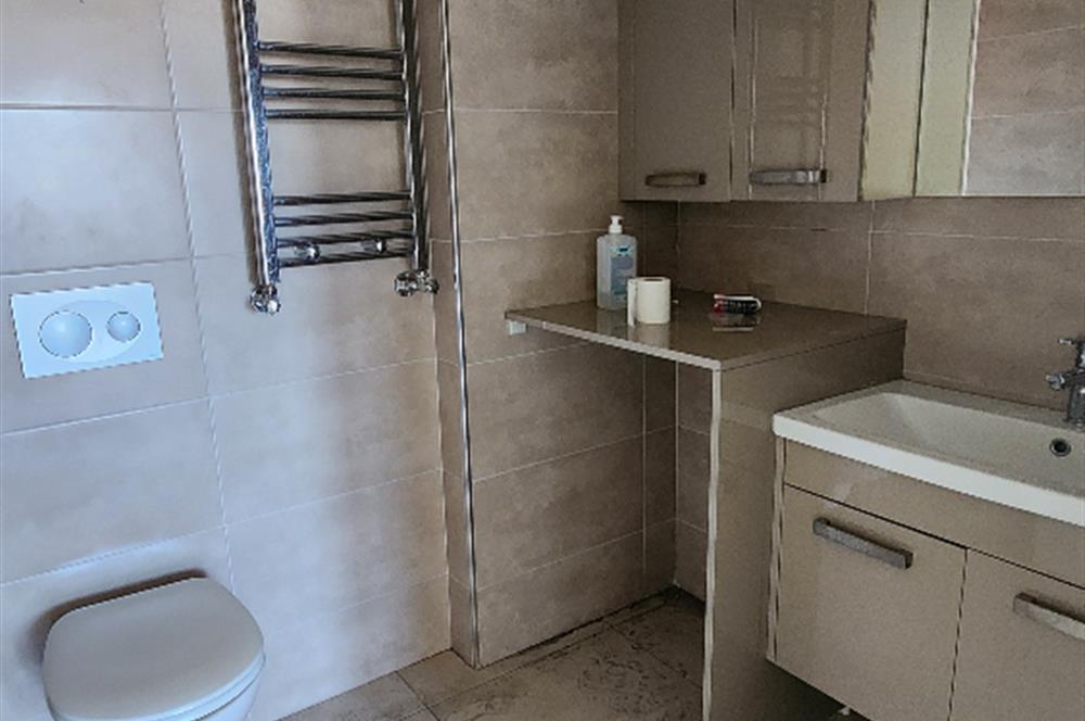 ŞENESENEVLER GÜVENLİKLİ DENİZ MANZARALI YENİ SİTEDE 2+1 90 m2