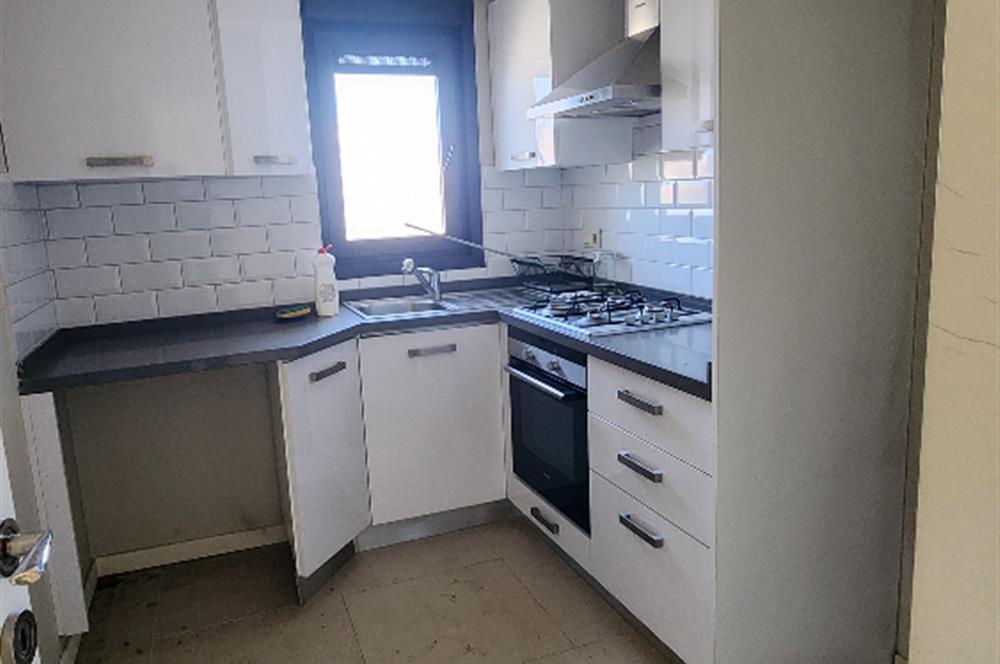 ŞENESENEVLER GÜVENLİKLİ DENİZ MANZARALI YENİ SİTEDE 2+1 90 m2