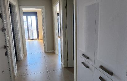 ŞENESENEVLER GÜVENLİKLİ DENİZ MANZARALI YENİ SİTEDE 2+1 90 m2
