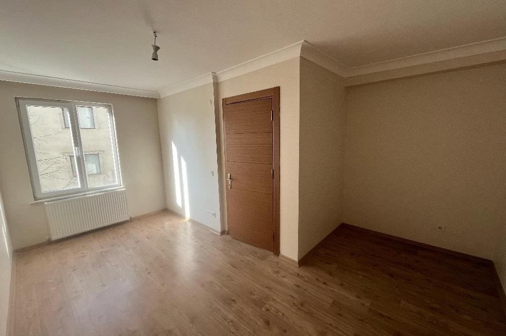 ATAŞEHİR NİLÜFER KONAKLARI SATILIK 2+1 DAİRE METROYA YAKIN
