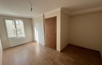 ATAŞEHİR NİLÜFER KONAKLARI SATILIK 2+1 DAİRE METROYA YAKIN