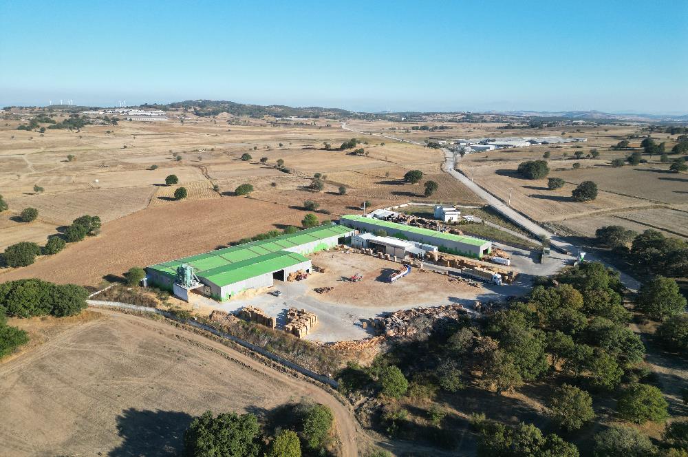 C21 BAL'DAN 21.734 M2 ARSA// 4025 m2 KAPALI ALANI OLAN SATILIK FABRİKA