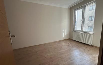ATAŞEHİR NİLÜFER KONAKLARI SATILIK 2+1 DAİRE METROYA YAKIN